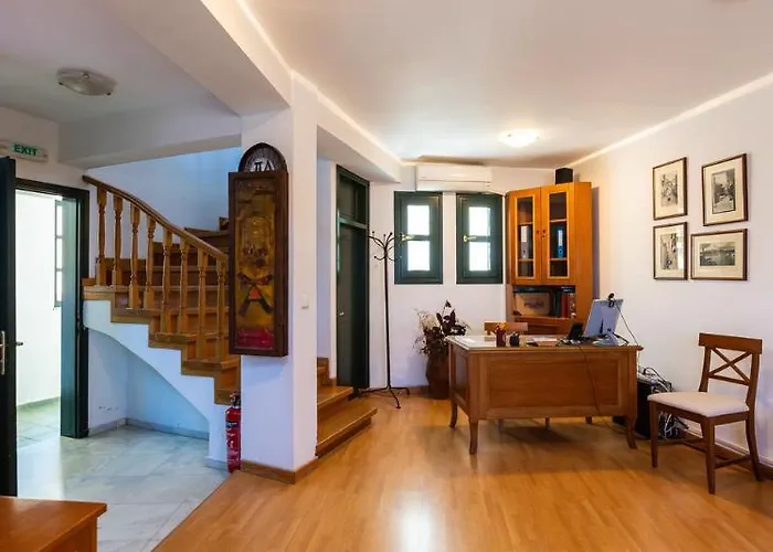 Ink House Of Europe Hotel 2*